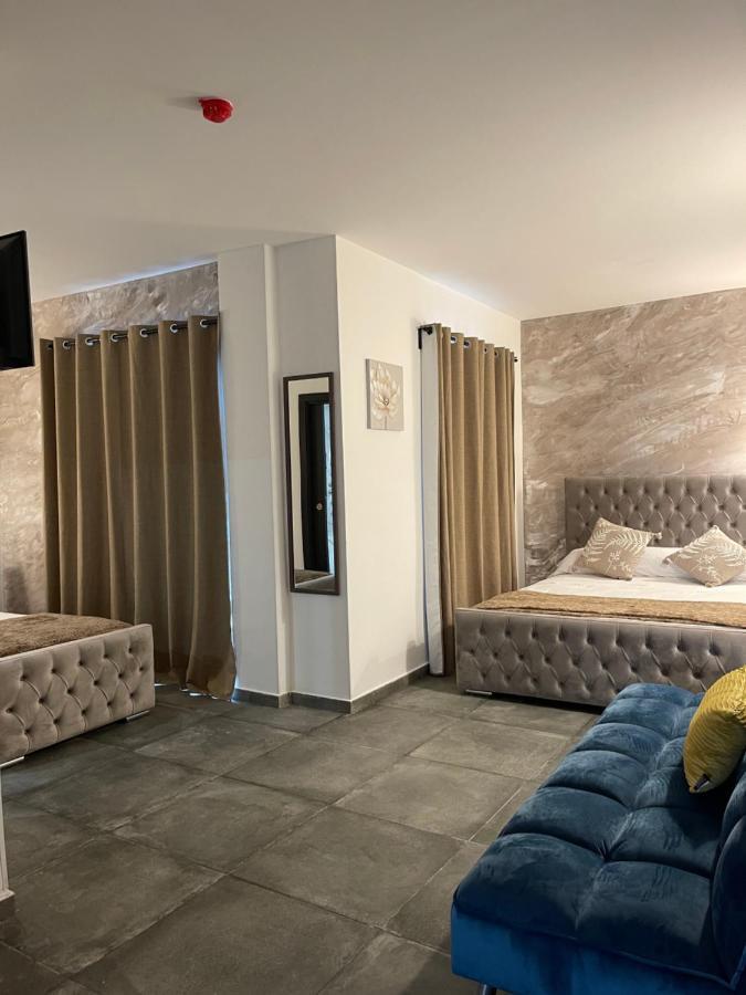 Hotel Boutique Andalucia Fuengirola Exterior photo